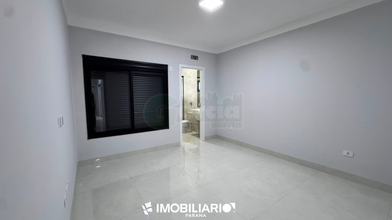 Residência para  Venda em Umuarama pela Garcia Imóveis