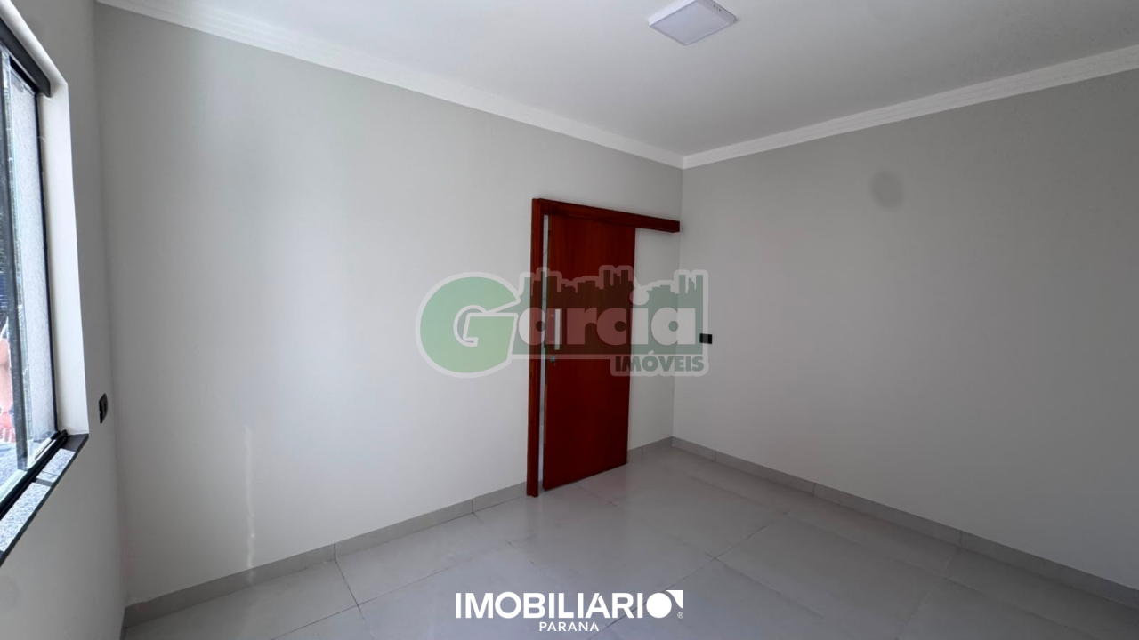 Residência para  Venda em Umuarama pela Garcia Imóveis