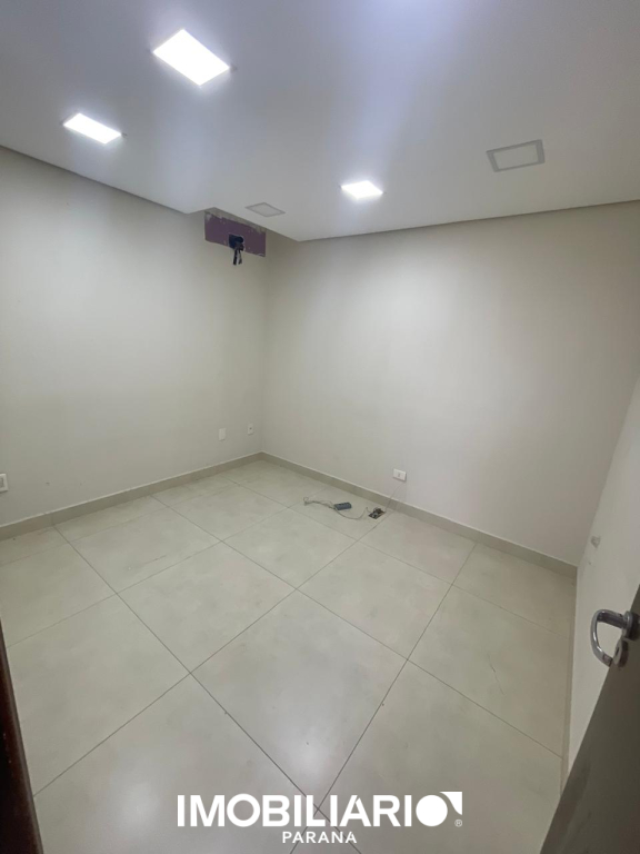Sala Comercial para  Alugar em Umuarama pela Caetano & Otávio