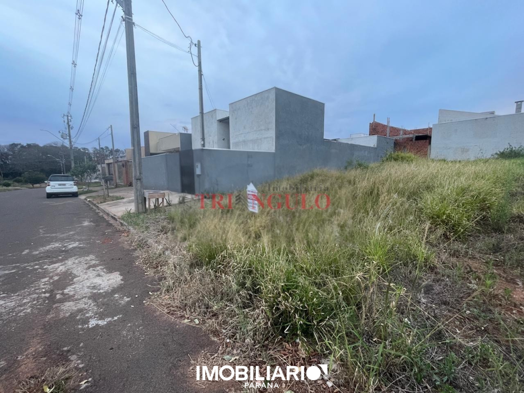 Terreno para  Venda em Umuarama pela Imobiliária Triangulo