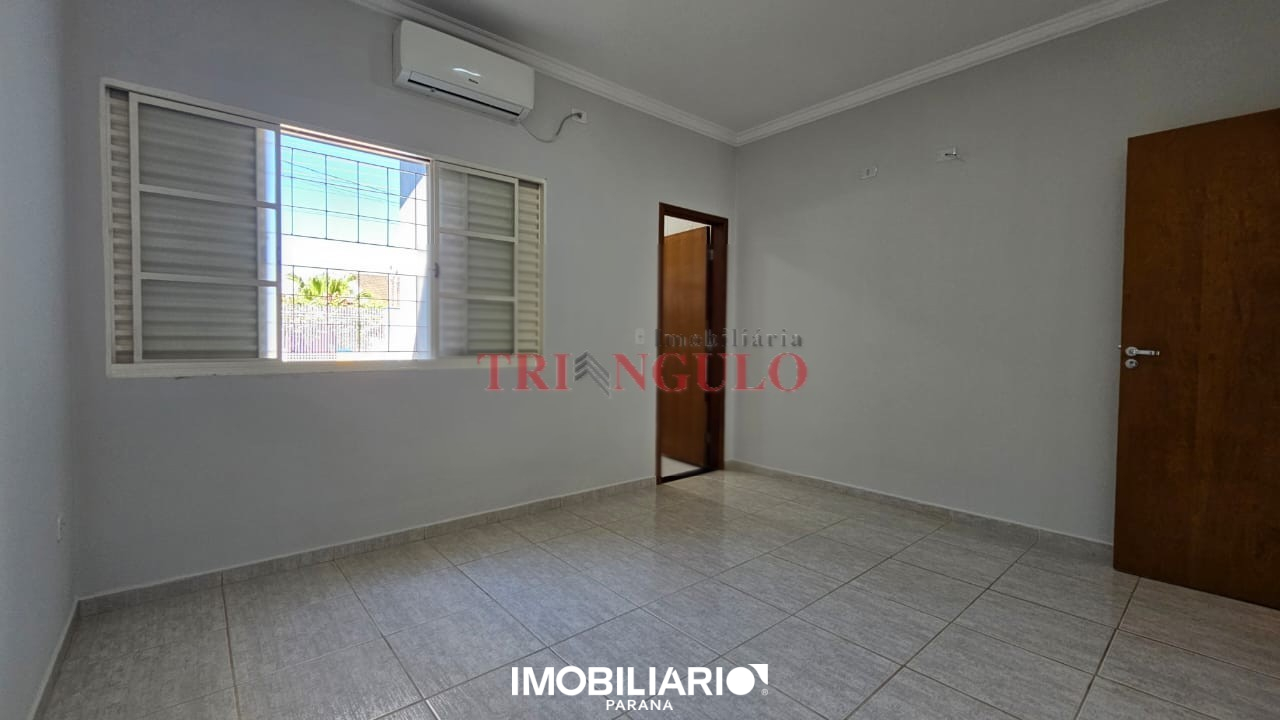 Residência para  Venda em Umuarama pela Imobiliária Triangulo