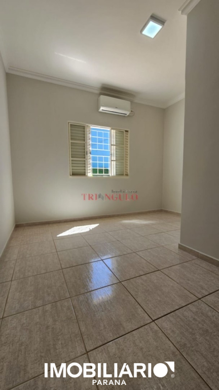 Residência para  Venda em Umuarama pela Imobiliária Triangulo