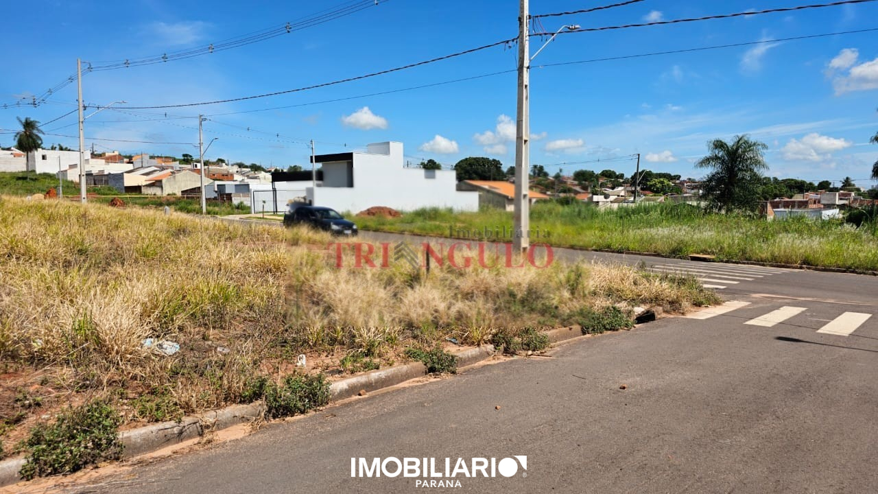 Terreno para  Venda em Umuarama pela Imobiliária Triangulo