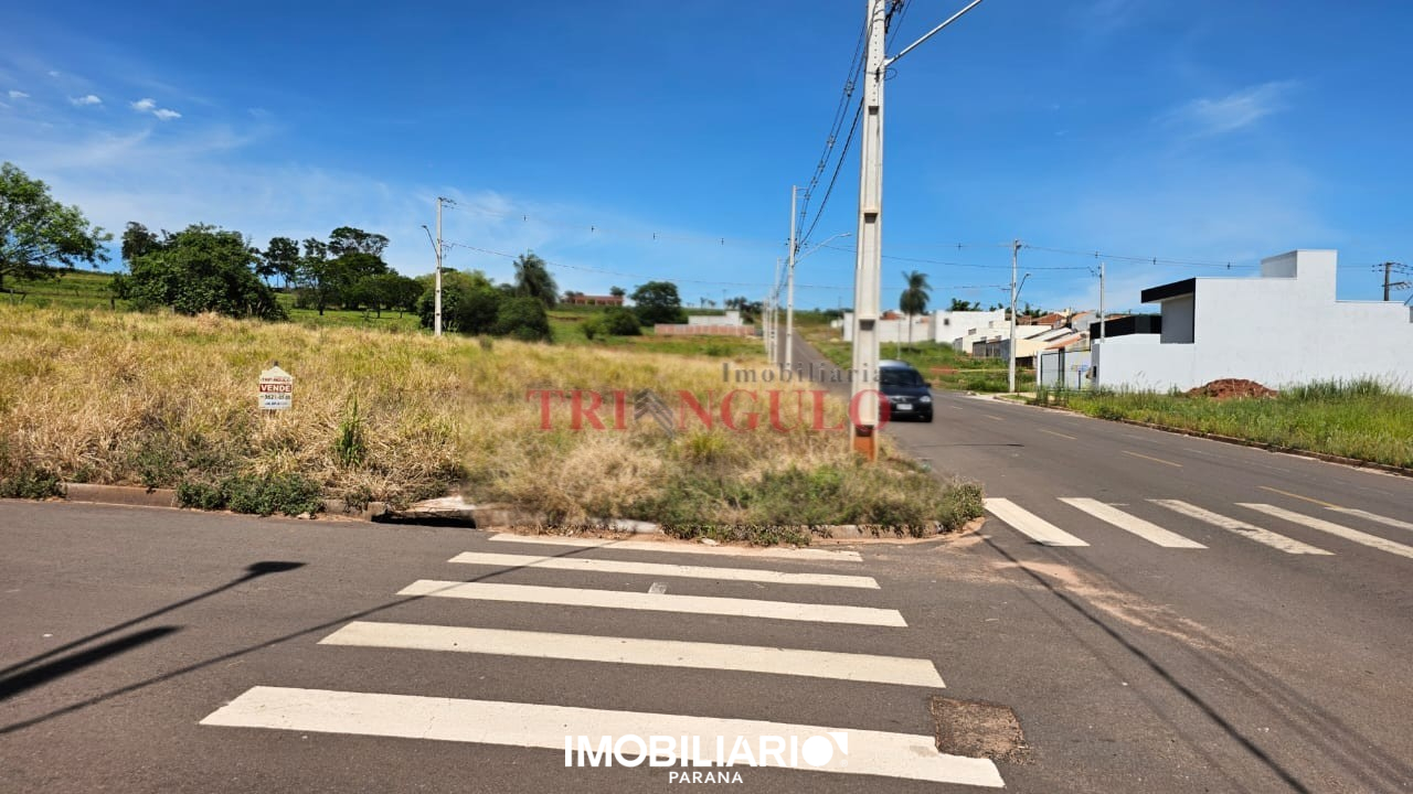 Terreno para  Venda em Umuarama pela Imobiliária Triangulo