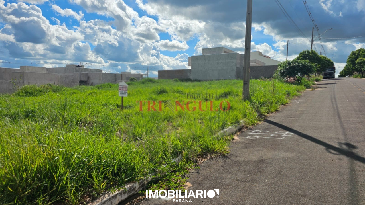 Terreno para  Venda em Umuarama pela Imobiliária Triangulo
