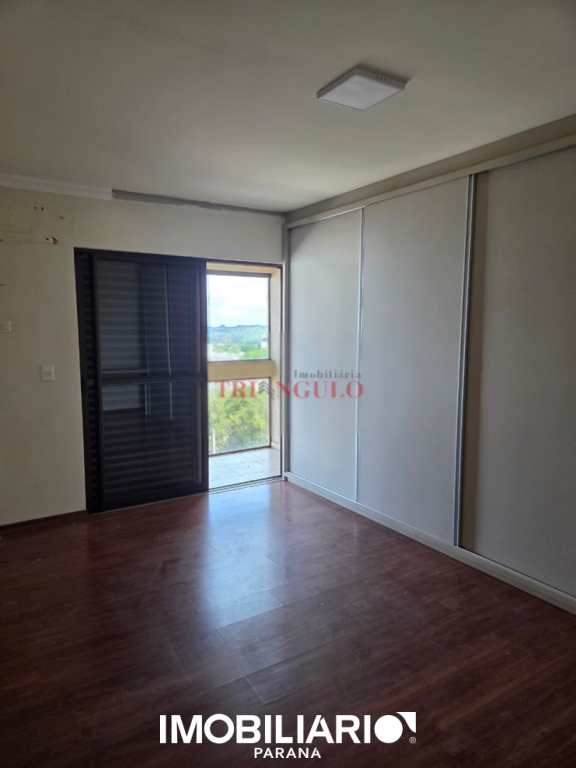 Apartamento para  Venda em Umuarama pela Imobiliária Triangulo
