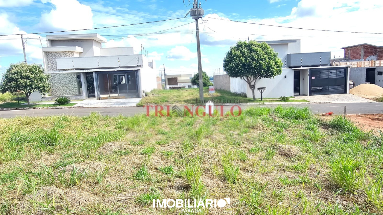 Terreno para  Venda em Umuarama pela Imobiliária Triangulo
