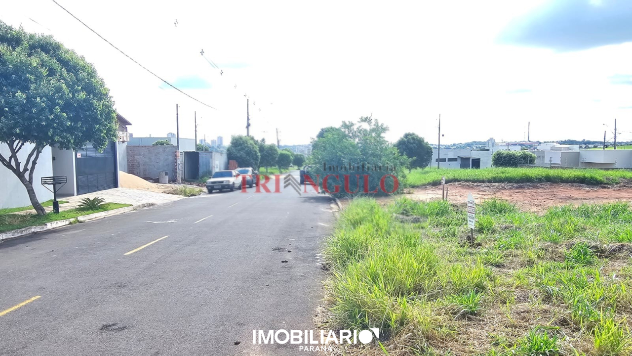 Terreno para  Venda em Umuarama pela Imobiliária Triangulo