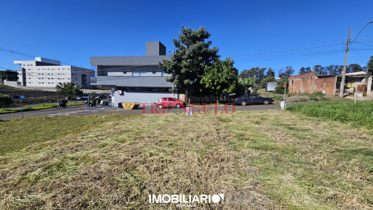 Terreno para  Venda em Umuarama pela Imobiliária Triangulo