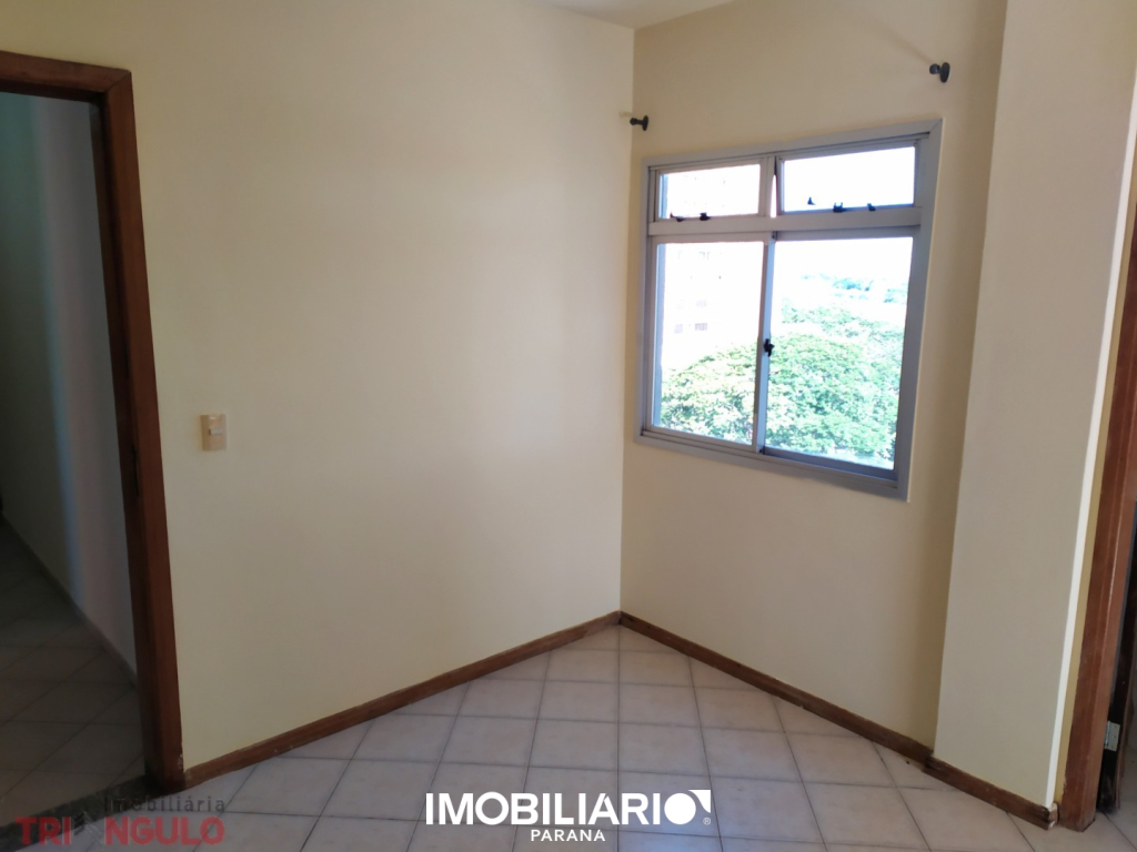 Apartamento para  Alugar em Umuarama pela Imobiliária Triangulo
