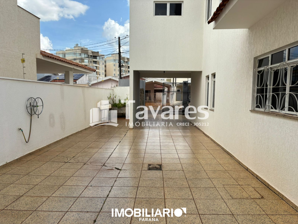 Sobrado para  Alugar em Umuarama pela Tavares