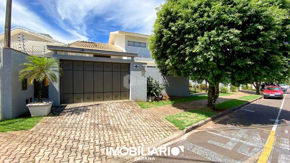 Sobrado para  Venda em Umuarama pela Dimensão