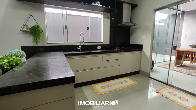 Residência para  Venda em Umuarama pela Ilha Bella