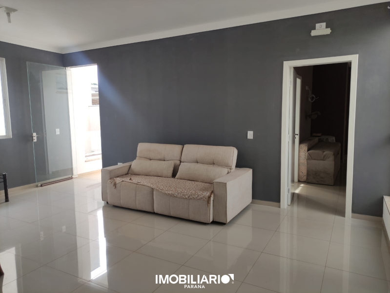 Sobrado para  Venda em Umuarama pela Delta