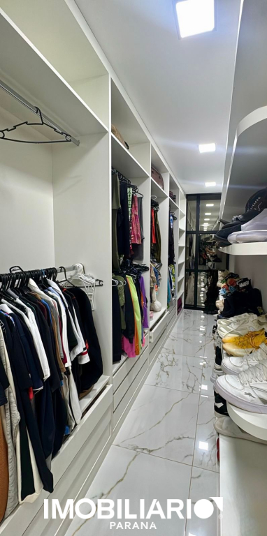 Residência para  Alugar em Umuarama pela Bom Imóveis