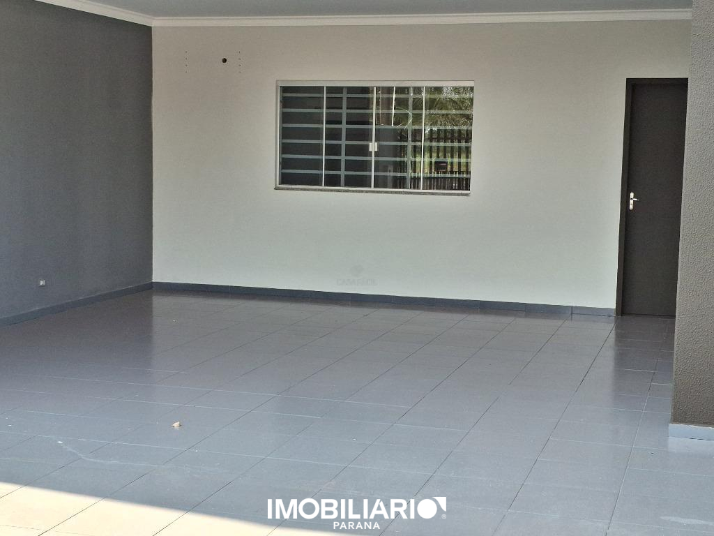 Sobrado para  Venda em Campo Mourão pela Casa fácil