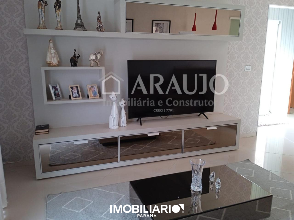 Sobrado para  Venda em Umuarama pela Araujo