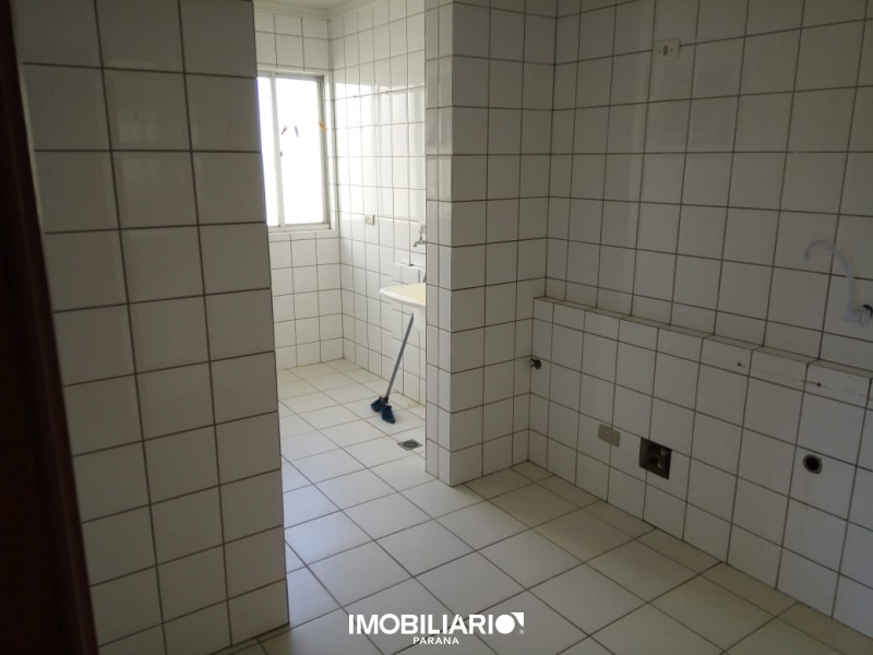 Apartamento para  Venda em Umuarama pela Bom Imóveis