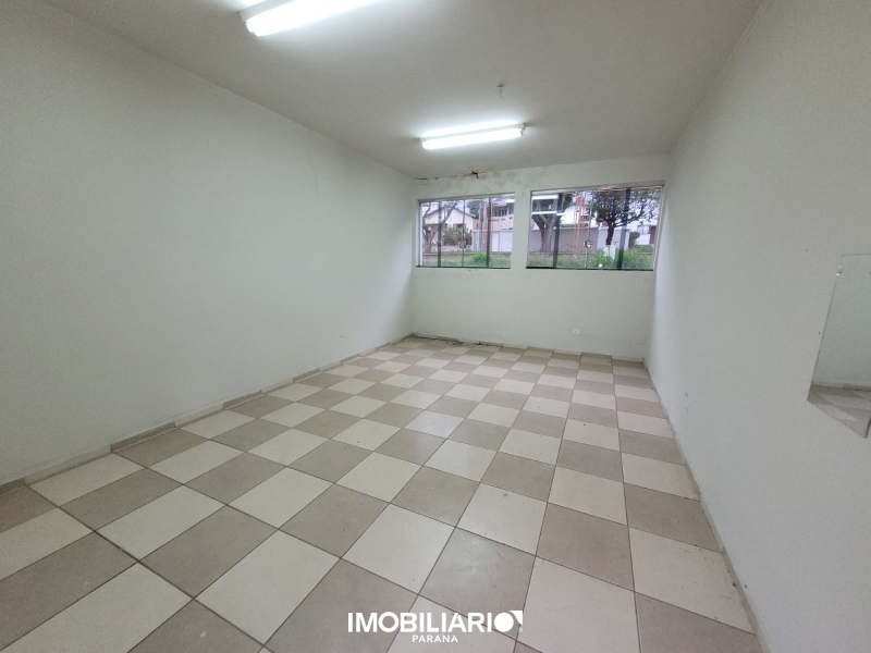 Salão Comercial para  Alugar em Umuarama pela Delta