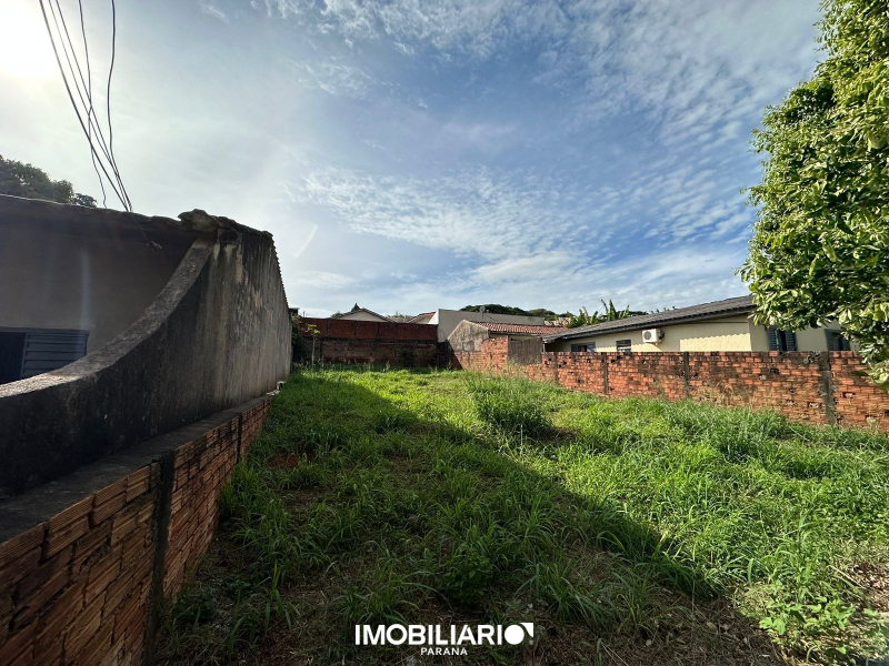 Terreno para  Venda em Umuarama pela Babolim