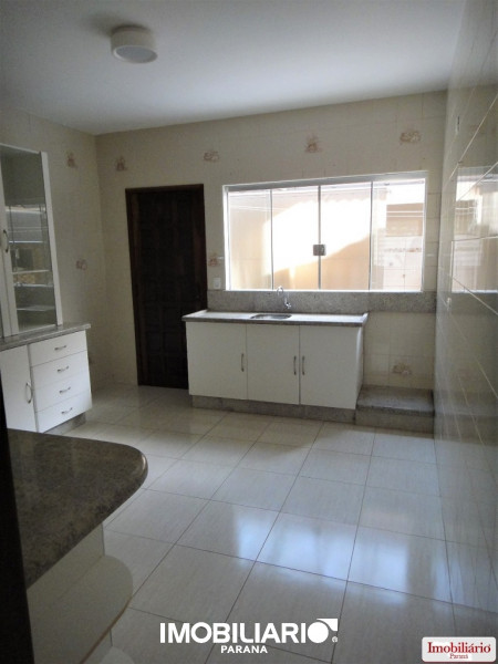 Residência para  Venda em Umuarama pela Caetano & Otávio