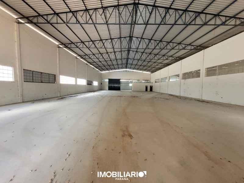 Salão Comercial para  Alugar em Umuarama pela Delta