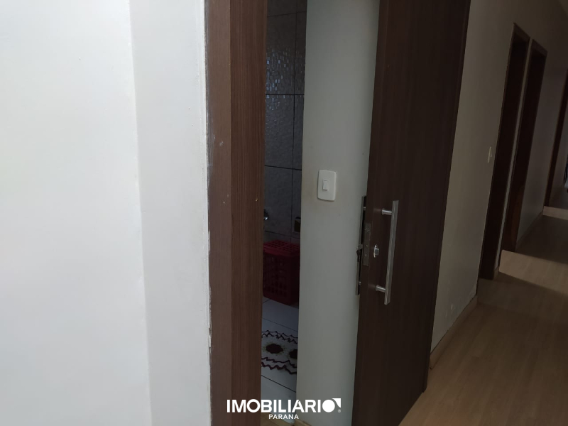 Residência para  Venda em Umuarama pela Paulo Mendes