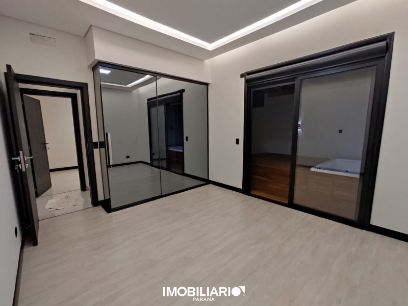 Residência para  Venda em Umuarama pela Paulo Mendes