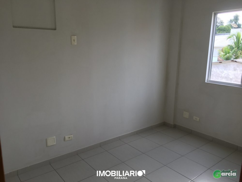 Apartamento para  Venda em Umuarama pela Garcia Imóveis