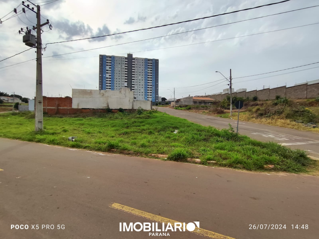 Terreno para  Venda em Umuarama pela Delta