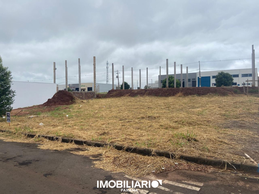 Terreno para  Venda em Umuarama pela Elisia Neves