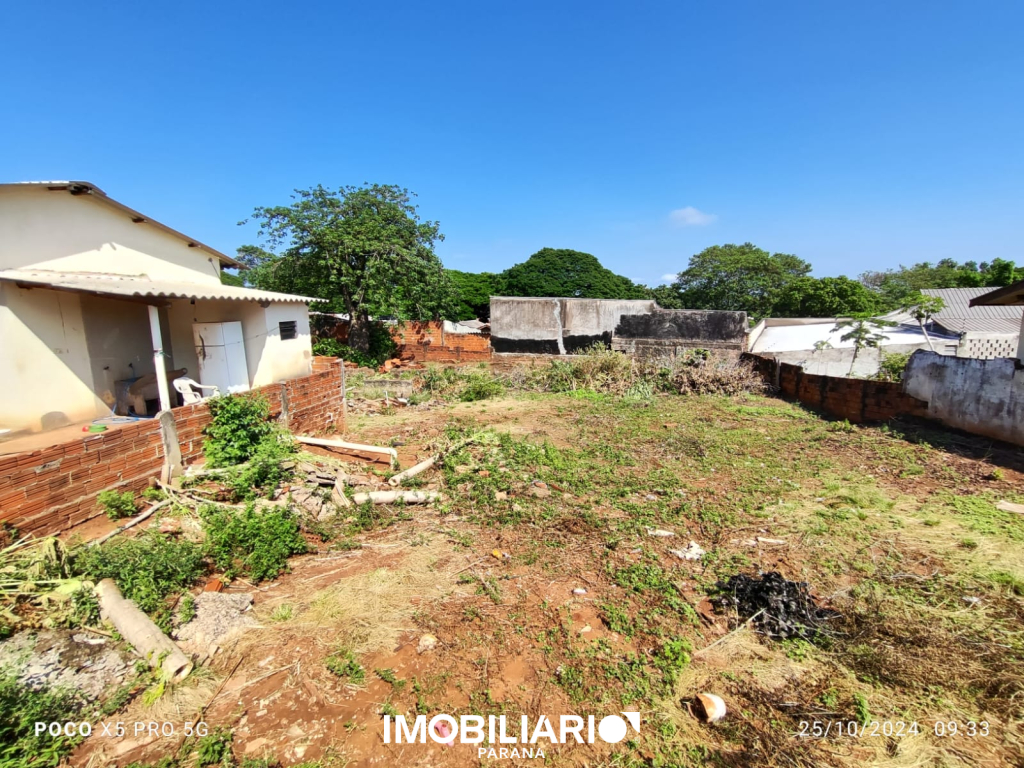 Terreno para  Venda em Umuarama pela Delta