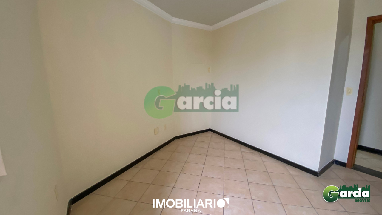 Apartamento para  Venda em Umuarama pela Garcia Imóveis