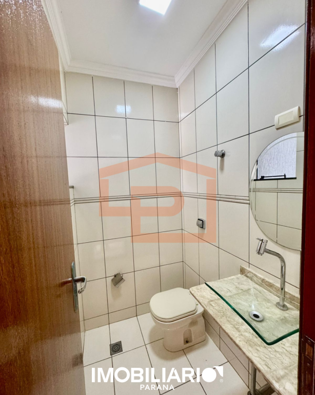 Sobrado para  Venda em Umuarama pela Peteno Imóveis