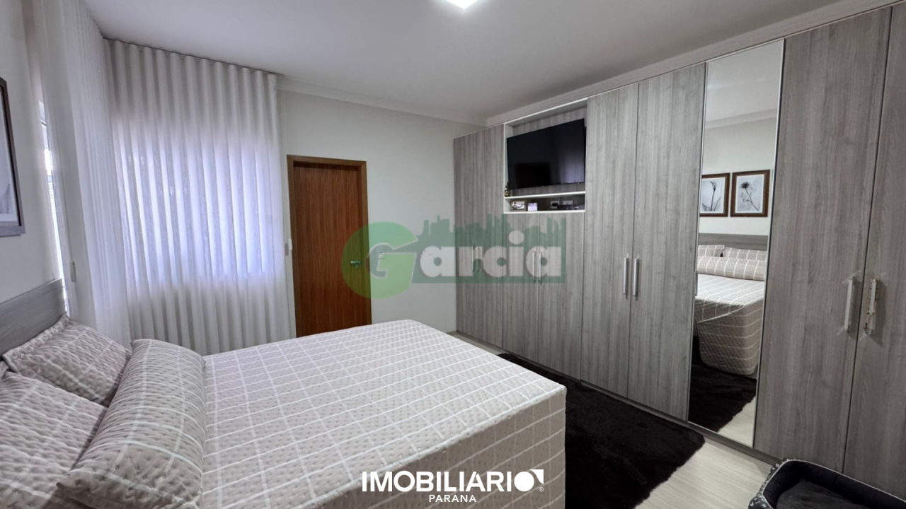 Residência para  Venda em Umuarama pela Garcia Imóveis