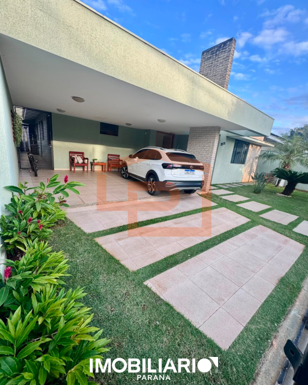 Residência para  Venda em Umuarama pela Peteno Imóveis