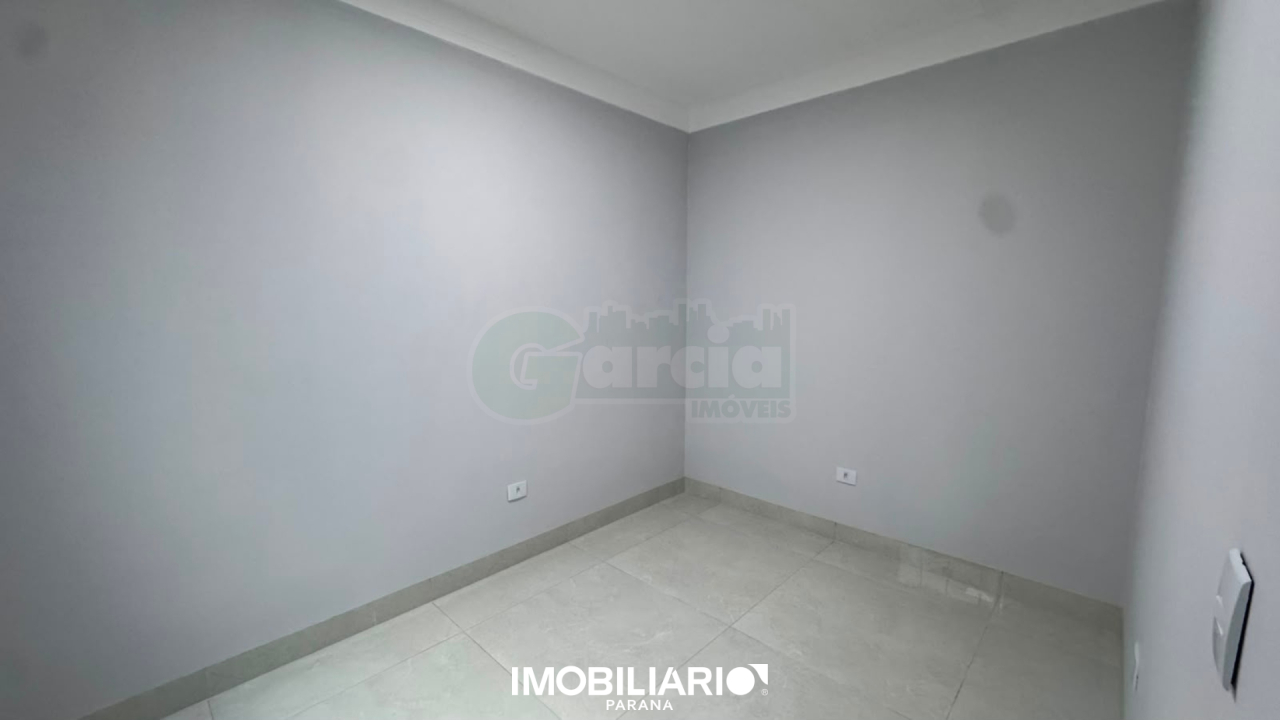 Residência para  Venda em Umuarama pela Garcia Imóveis