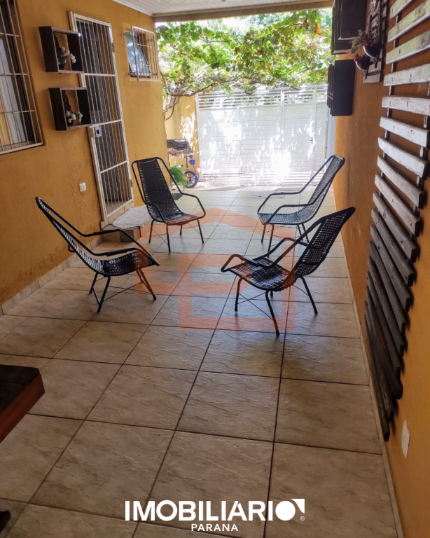 Residência para  Venda em Umuarama pela Peteno Imóveis