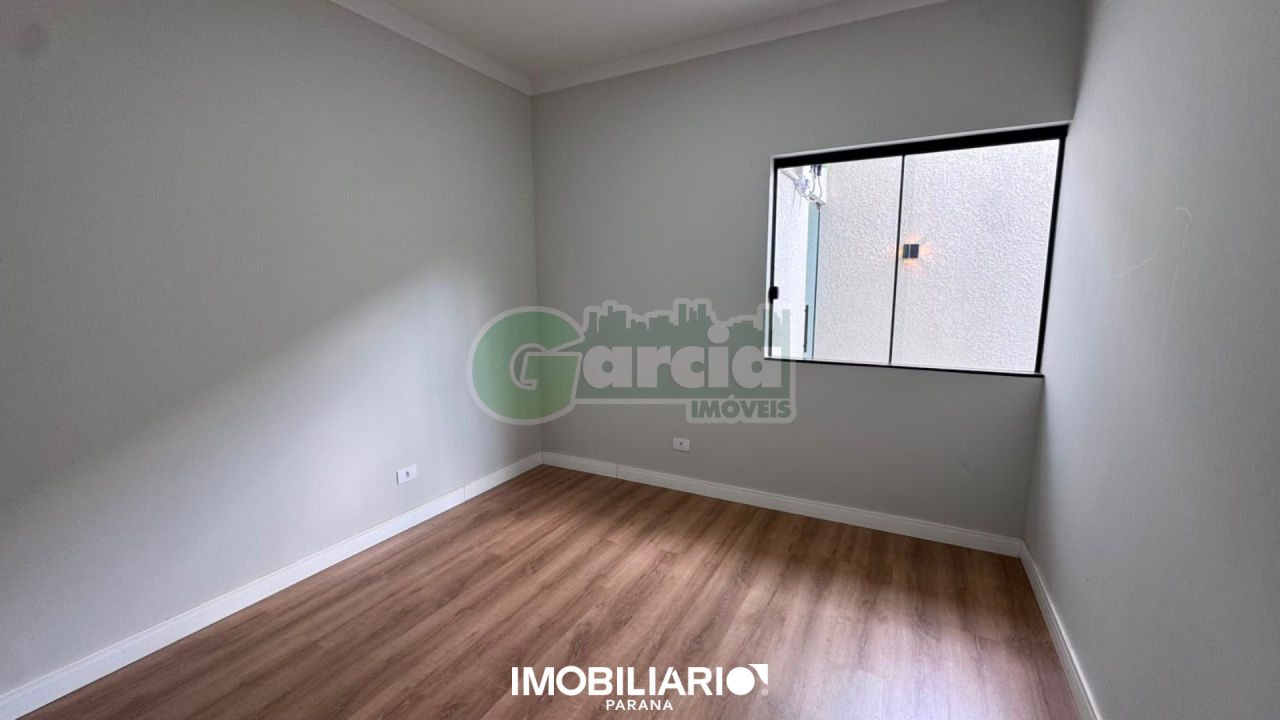 Residência para  Venda em Umuarama pela Garcia Imóveis