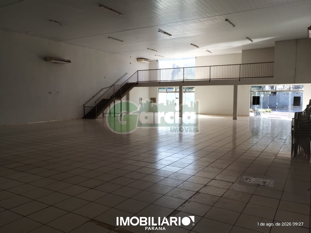 Salão Comercial para  Alugar em Umuarama pela Garcia Imóveis