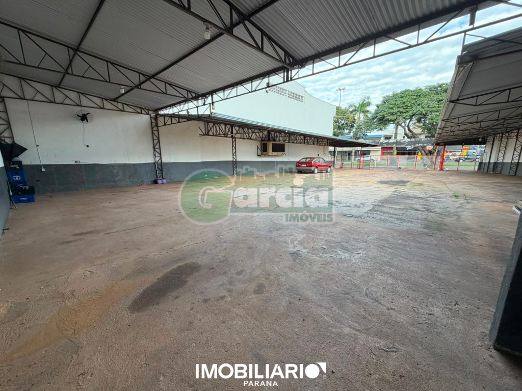 Salão Comercial para  Alugar em Umuarama pela Garcia Imóveis