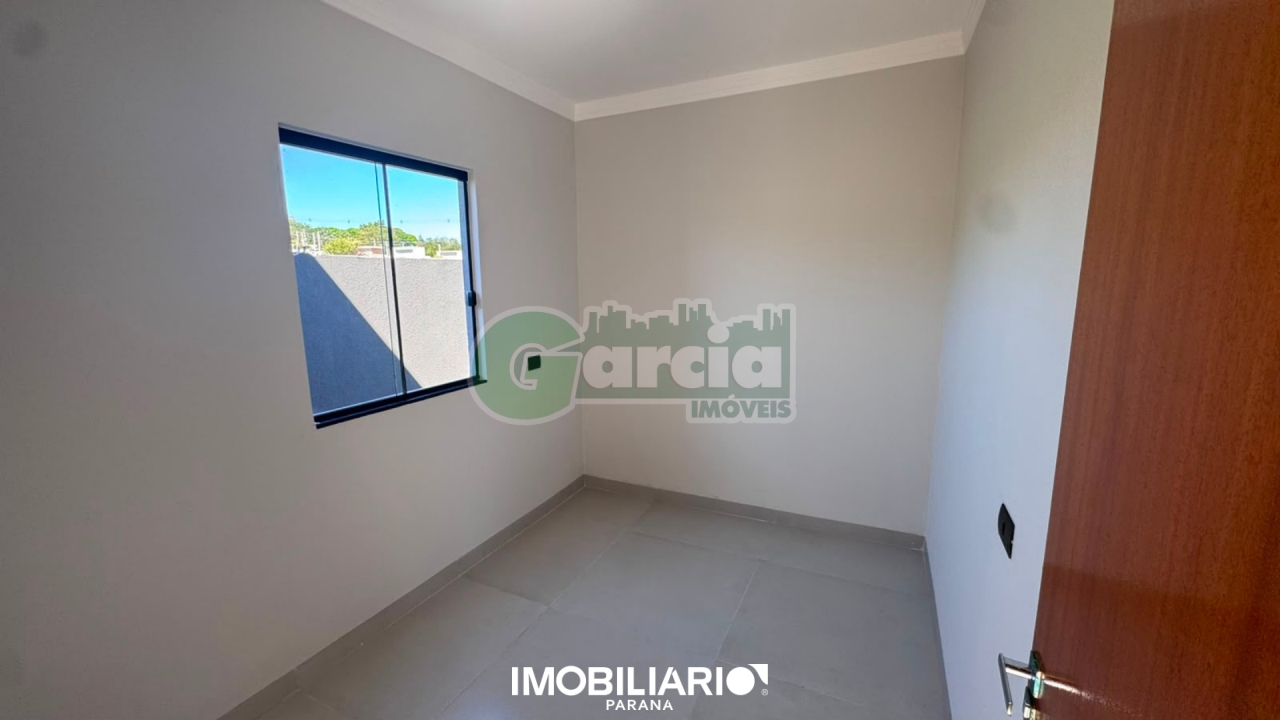 Residência para  Venda em Umuarama pela Garcia Imóveis