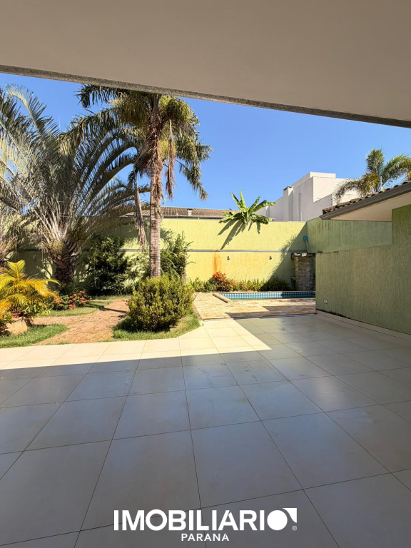 Residência para  Venda em Umuarama pela Caetano & Otávio