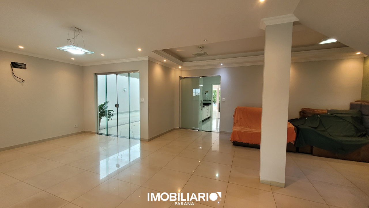 Sobrado para  Venda em Umuarama pela Aliança