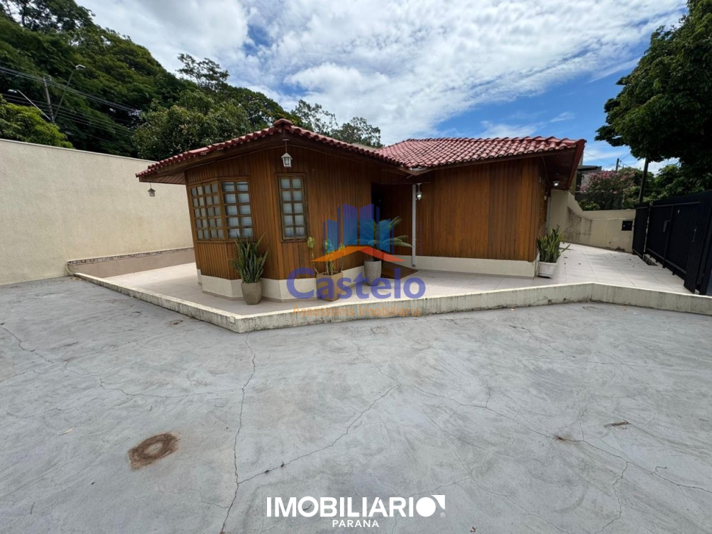 Residência para  Alugar em Umuarama pela Castelo Assessoria Imobiliária