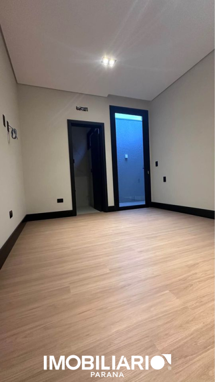 Residência para  Venda em Umuarama pela Thainel empreendimentos imobiliários