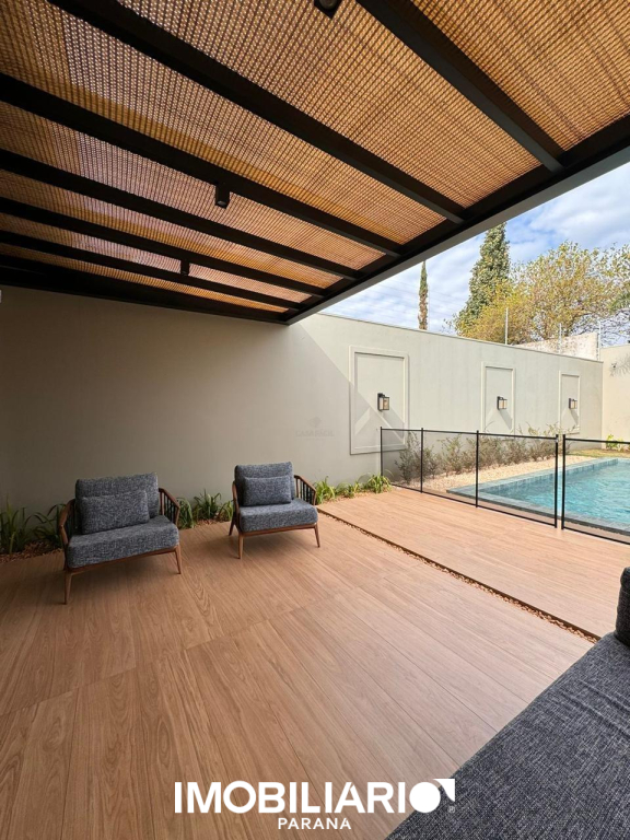 Sobrado para  Venda em Campo Mourão pela Casa fácil