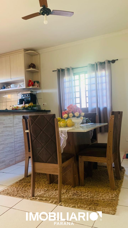 Residência para  Venda em Umuarama pela Elisia Neves