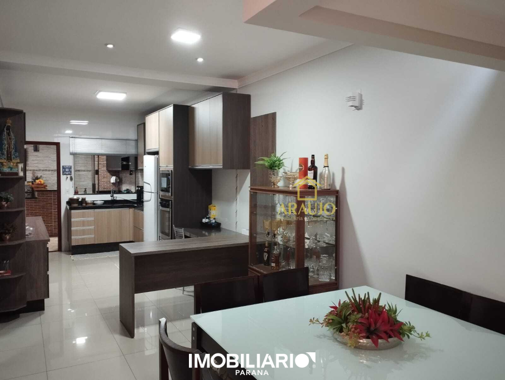 Residência para  Venda em Umuarama pela Araujo