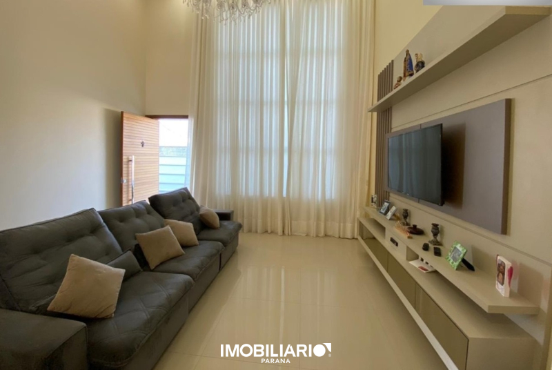 Residência para  Venda em Umuarama pela Bom Imóveis